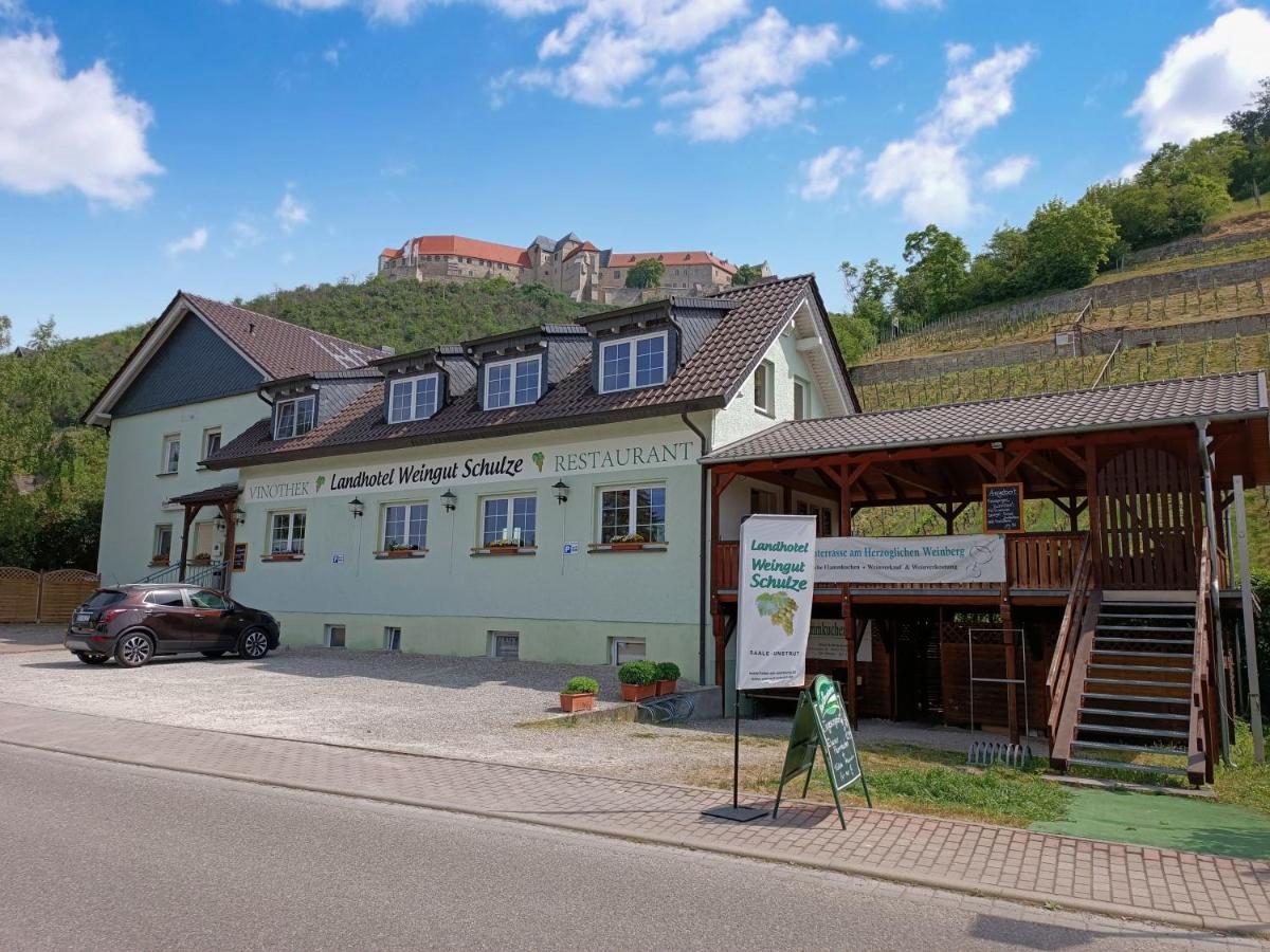 Landhotel Weingut Schulze Freyburg Buitenkant foto